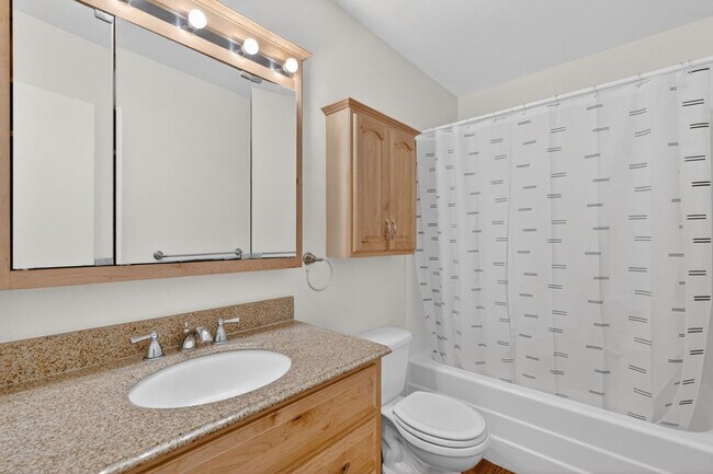 Building Photo - 8548 E McDonald Dr