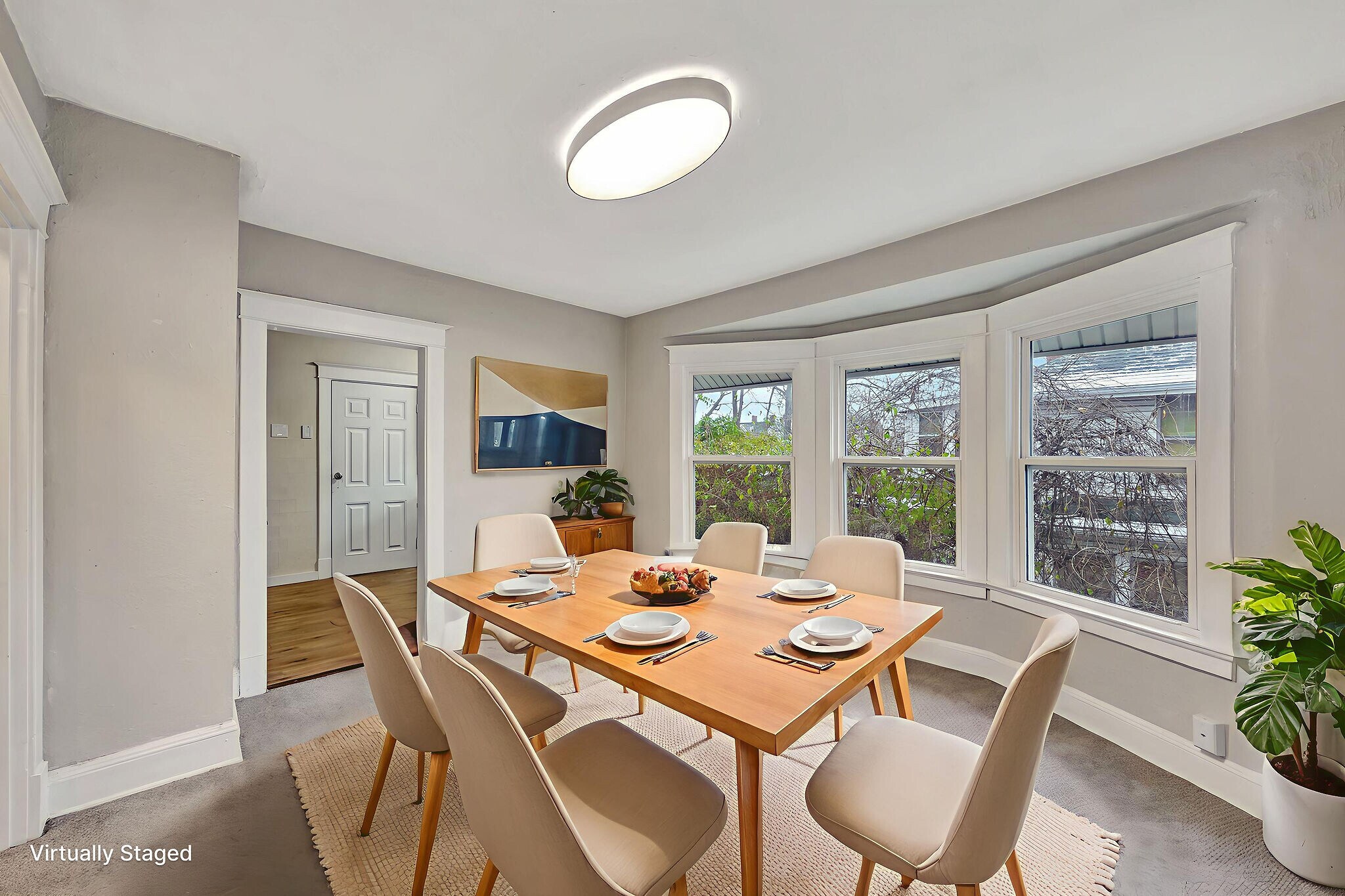 Building Photo - 2243 Hannaford Ave