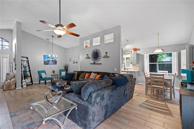 Building Photo - 541 Heather Glen Dr