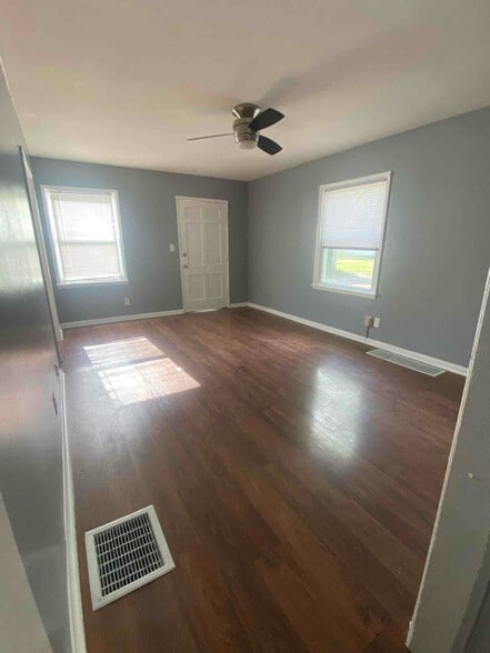 Building Photo - 1227 Alcott Ave