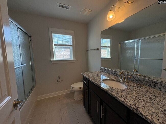 Building Photo - 178 Thacher Lp