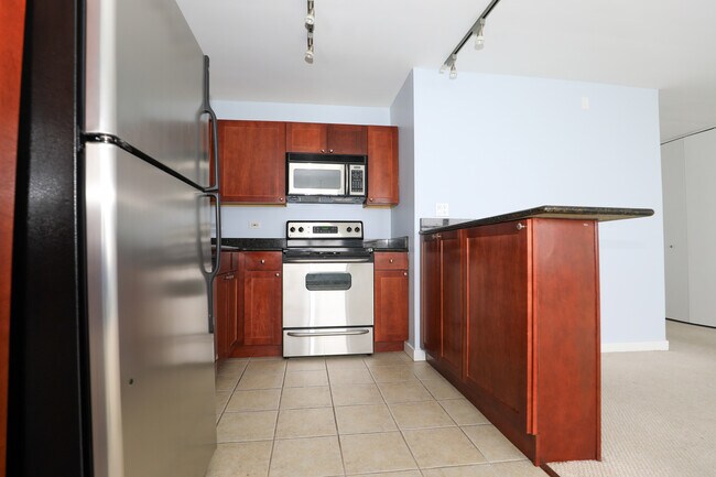 Building Photo - 655 W Irving Park Rd