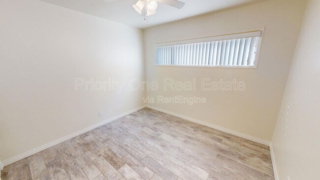 Building Photo - 713 Venice Ct.