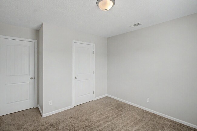 Building Photo - 454 Brightleaf Cir