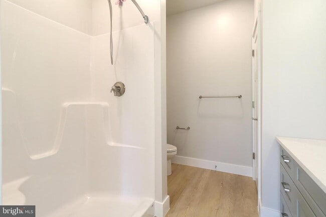 Building Photo - 106 Elly Dr