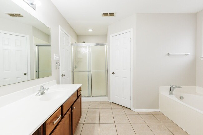 Building Photo - Beautiful 4 bedroom in South West Lubbock!