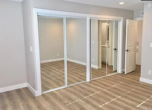 Building Photo - 942 Knoll Vista Dr