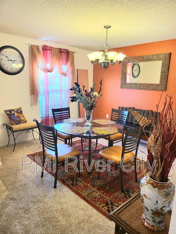 Building Photo - 2132 Sotterley Ln