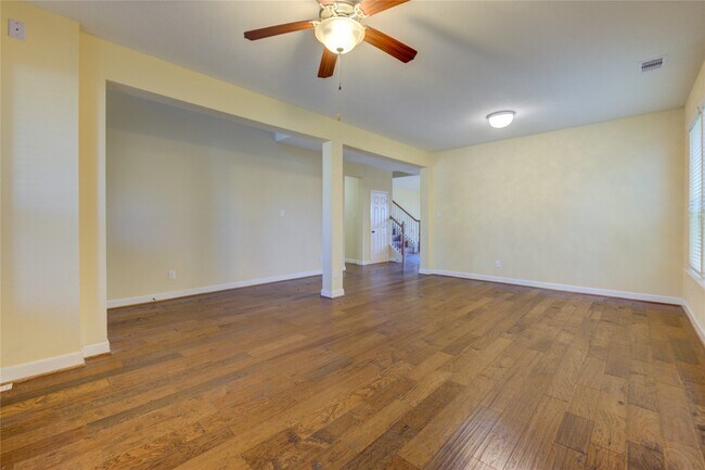 Building Photo - 26311 Parkman Grove Dr