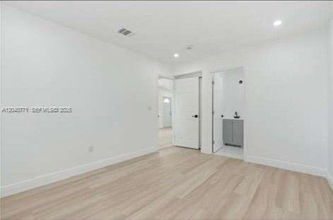 Building Photo - 5701 SW 41st St