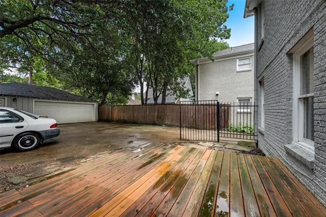 Building Photo - 4210 Normandy Ave