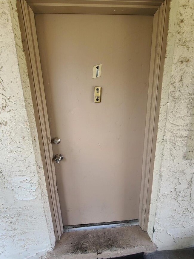 Building Photo - 1916 Honour Rd