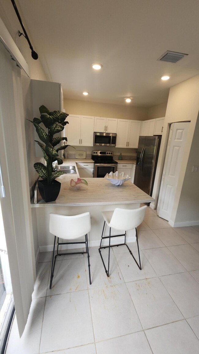 Building Photo - 6002 Clydesdale Ct