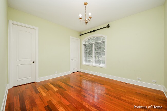 Building Photo - 5S550 Radcliff Rd