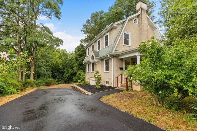 Primary Photo - 108 Biddle Rd