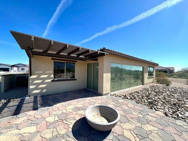 Building Photo - 8628 N Pierre Ct