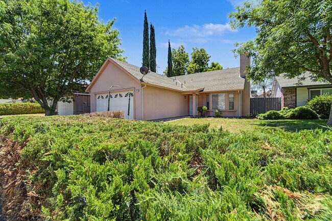 Building Photo - 2 Bedroom 2 bathroom Northside of Yuba City