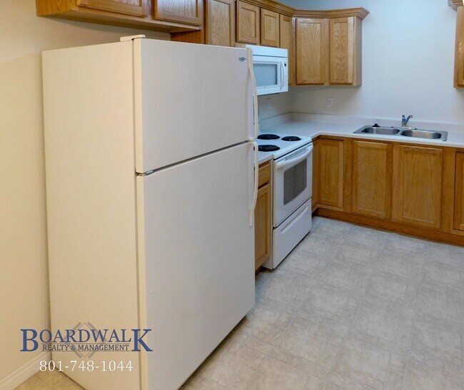 Building Photo - 1529 Westbury Way
