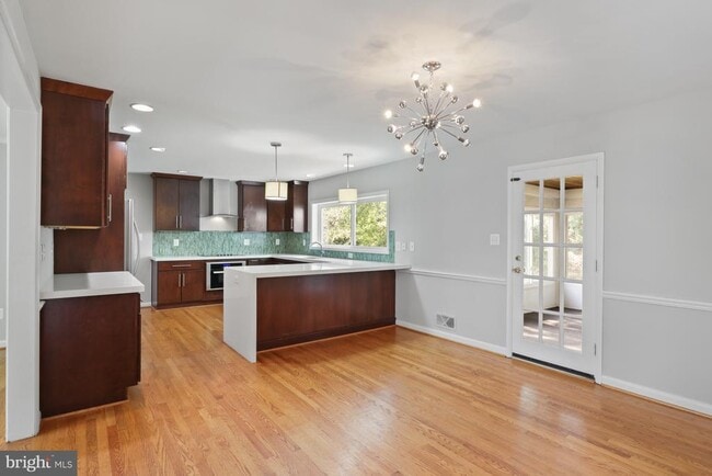 Building Photo - 6139 Tompkins Dr