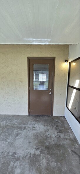 Building Photo - 758 W Rosewood Ln
