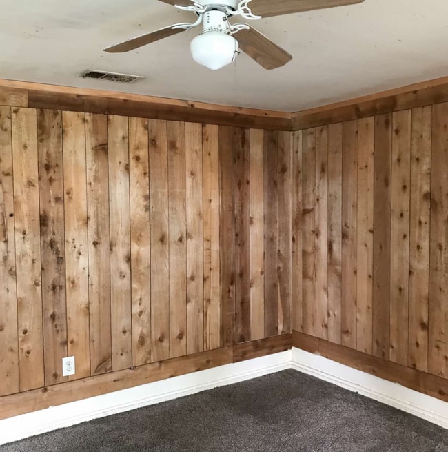 Building Photo - 136 LA-147