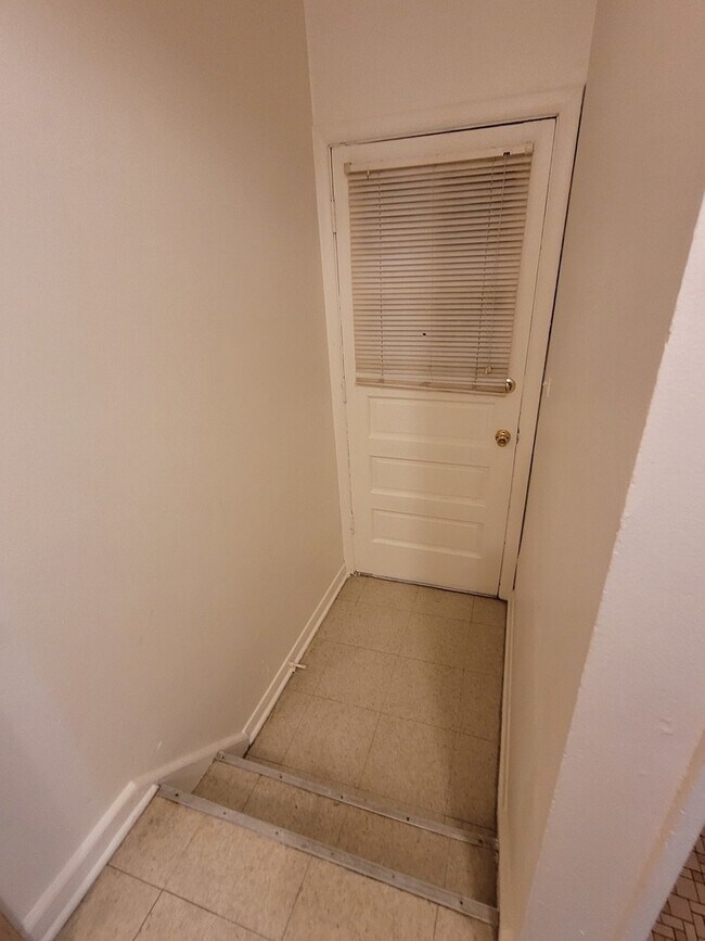 Building Photo - 4643 Church St