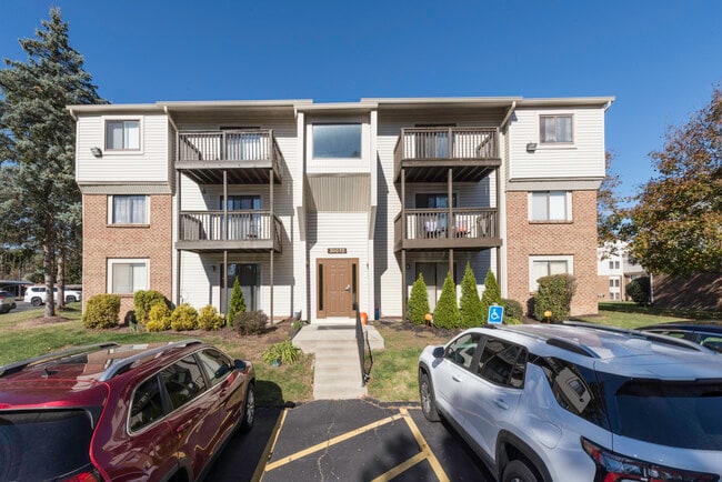 Building Photo - 30078 W 12 Mile Rd