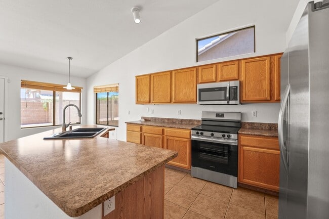 Building Photo - Chic Peoria Rental – Updated Appliances & ...