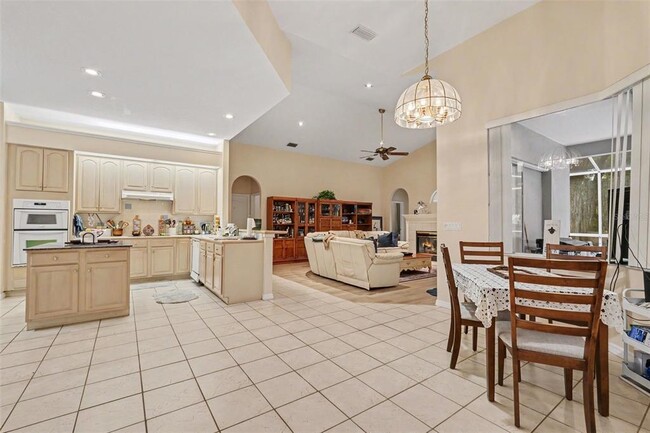 Building Photo - 702 Brooker Ridge Ct
