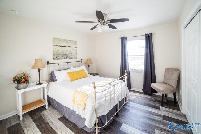 Building Photo - 12332 Chicamauga Trail SE