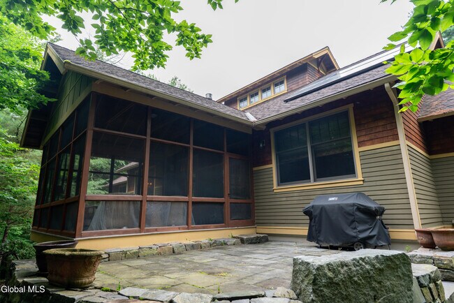 Building Photo - 22 Kendrick Hill Rd