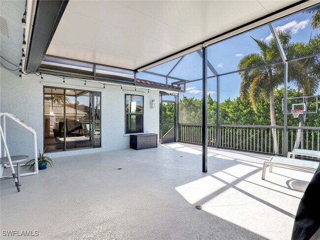 Building Photo - 188 Columbus Way