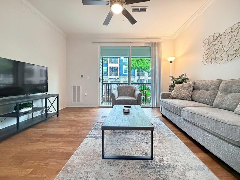 Building Photo - 25150 Lovegrass Dr