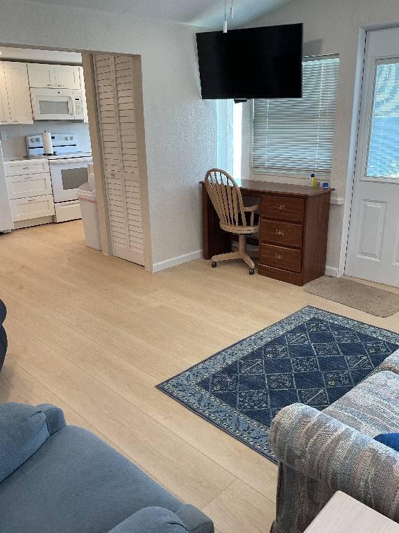 Anna Maria Island Living! 2601 Gulf Dr N Holmes Beach FL 34217