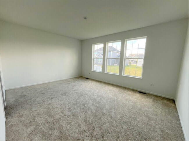 Building Photo - 218 Rhinebeck Wy