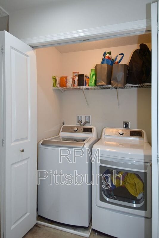 Building Photo - 1726 St Johns Ln