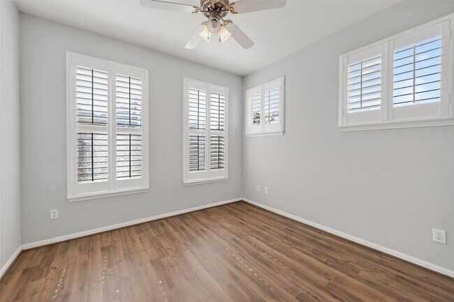 Building Photo - 12707 Boheme Dr