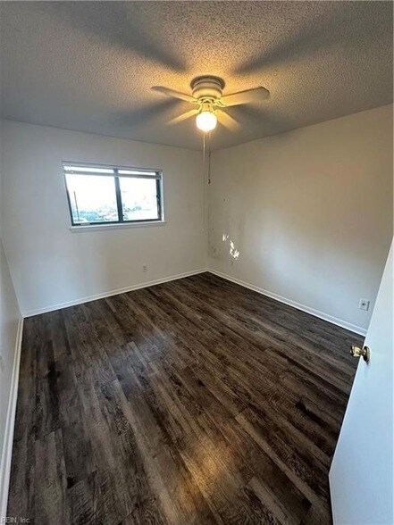 Building Photo - 4789 Dadson Ct