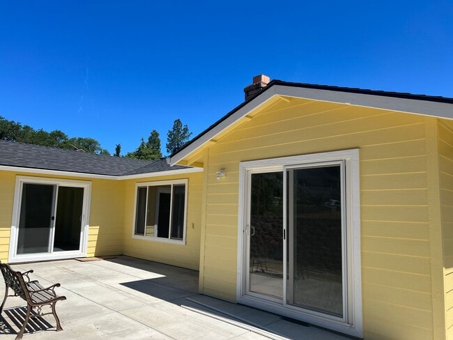 Building Photo - Newly remodeled three bedroom, two bath home - Available Late May
