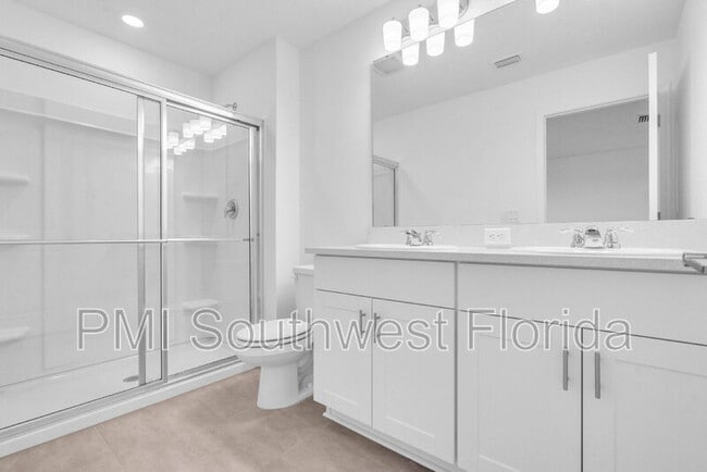 Building Photo - 3023 Novara Ln