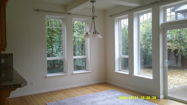 Building Photo - 4967 NW Lavender Cir