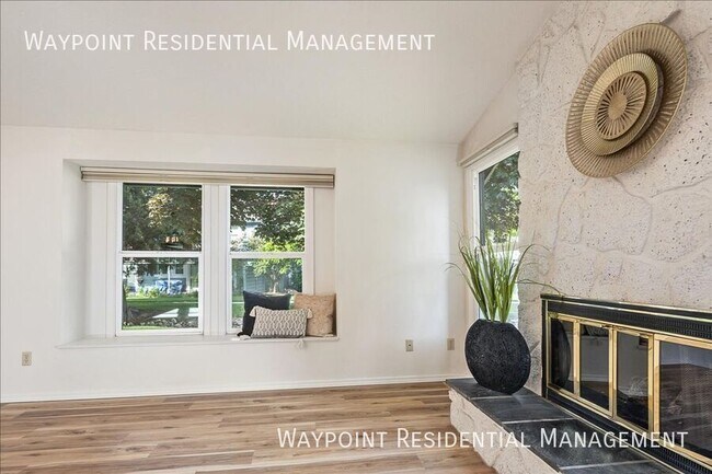 Building Photo - 3108 Woodbrook Pl