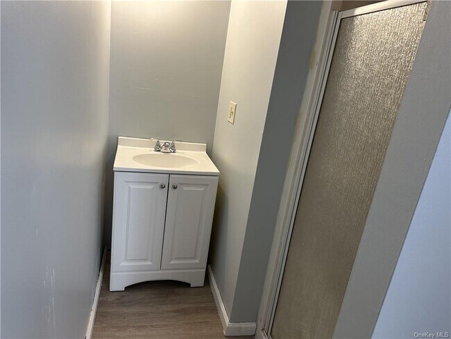 Building Photo - 47 John St