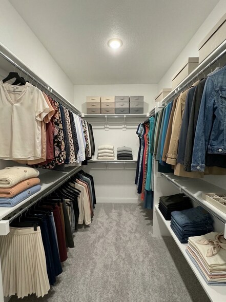 Building Photo - 733 Faith Bud Ln