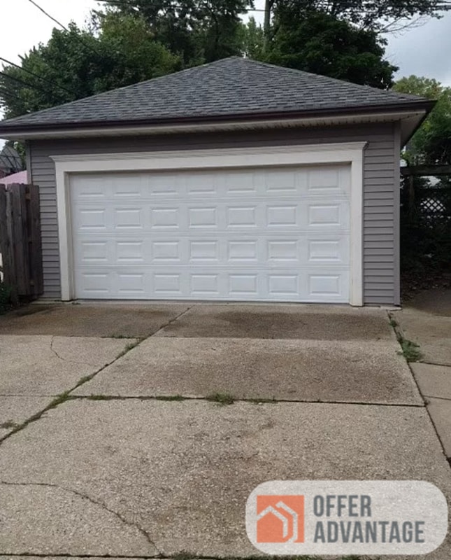Building Photo - 3449 Glencairn Rd