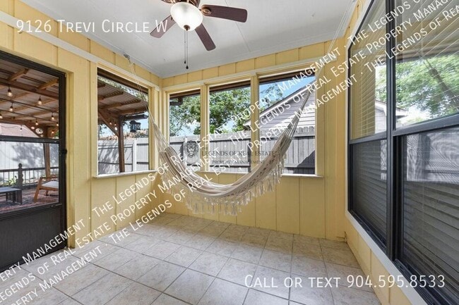Building Photo - 9126 Trevi Cir W