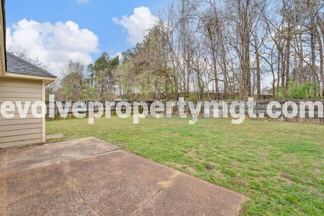 Building Photo - 3823 Twin Valley Cove