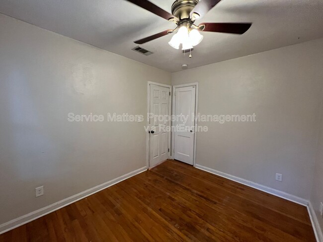 Building Photo - 1876 N Baylen St