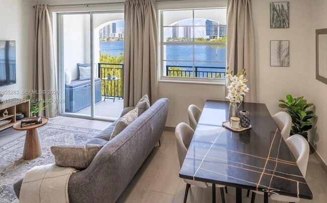 Building Photo - 3255 NE 184th St