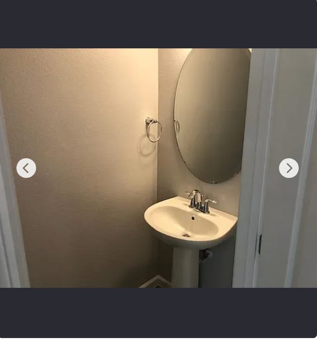 Building Photo - 327 Cape Honeysuckle Pl